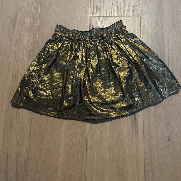 Mini Boden Gold Metallic Pleated Short Skirt for Girls Size 5-6 Preppy ~ Girly! - Picture 1 of 2